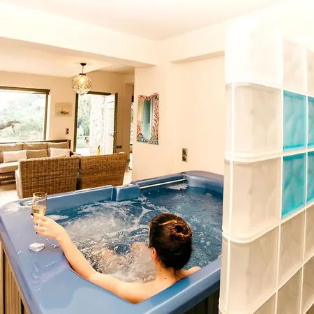 Villa 3 Bedrooms Villa With Sea View Private Pool And Jacuzzi At Megali Ammos
